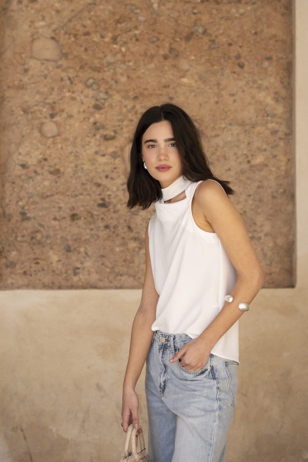 BLUSA CUT OUT - Imagen 2