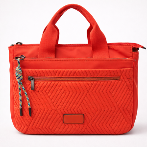 Lola Coral – Mini Tote Acolchado Multifunción