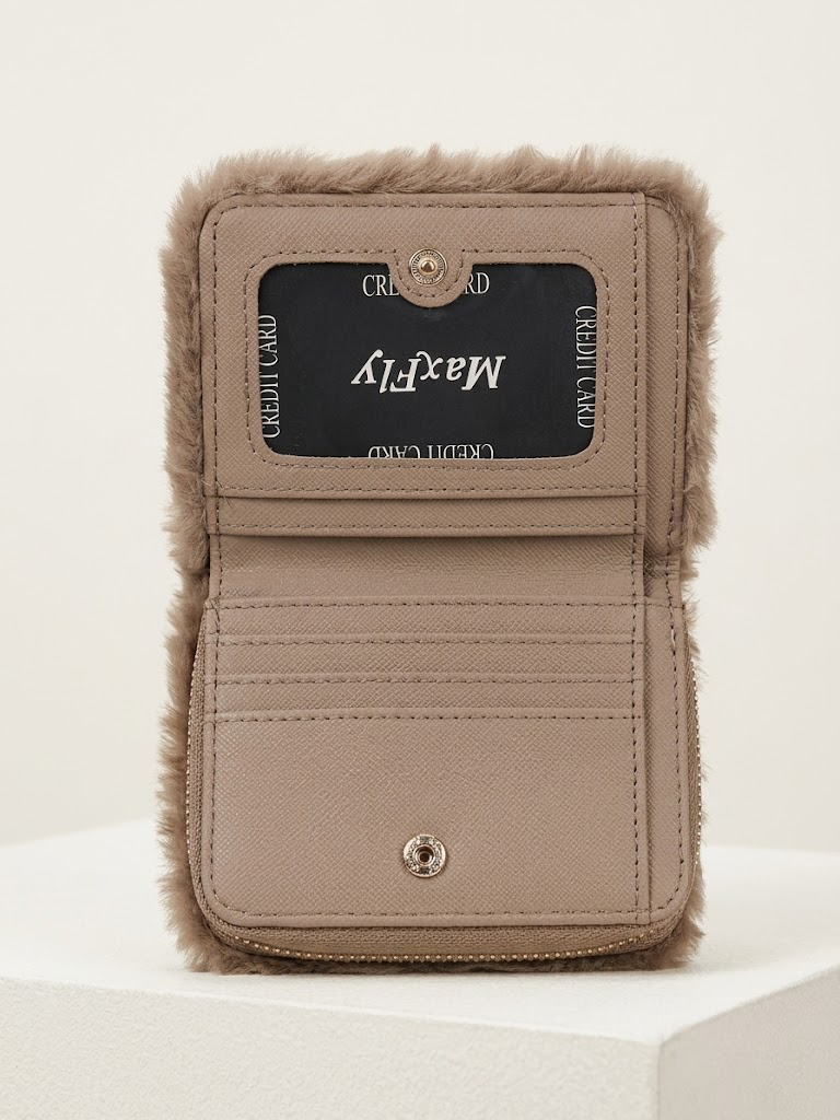 "Fluffy Chic" - Imagen 2